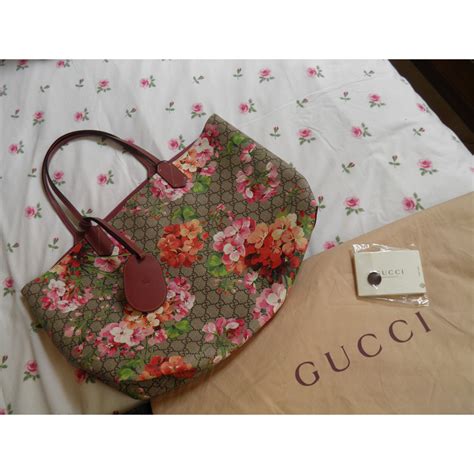 gucci cherry blossom bag.